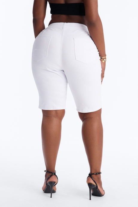 Tulsa Booty Lifting High Rise Stretch Denim Bermuda Shorts - White