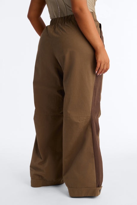 Zuri Mid Rise Colorblock Wide Leg Pant 32â3 - Olive/combo
