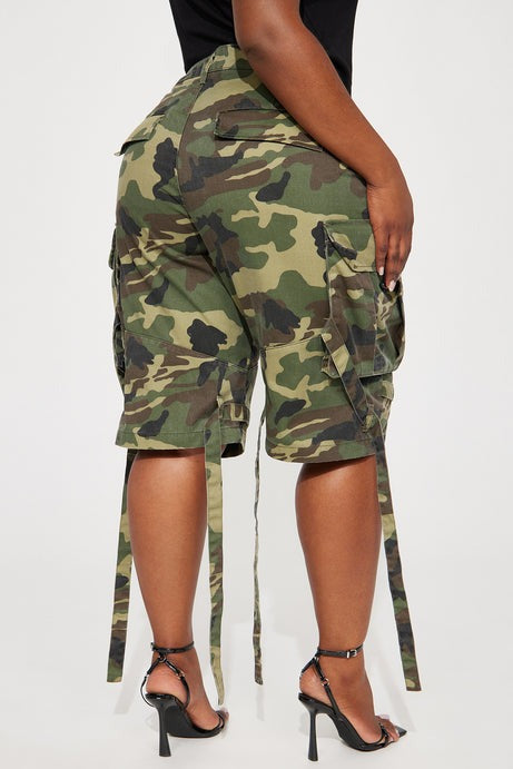 Level You Up Cargo Bermuda Short - Olive/combo