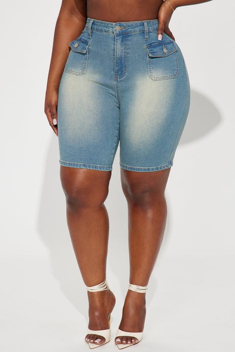 Shocker Tinted Stretch Denim Bermuda Shorts - Medium Wash