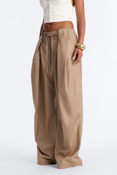 Chloe Wide Leg Stacked Pleated Trouser - Khaki