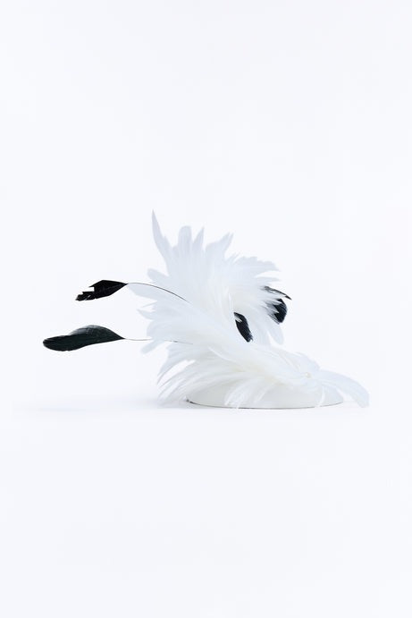 Main Act Fascinator - White