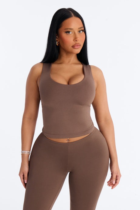 Seamless Smooth Double Lined U Neck Tank Top - Brown