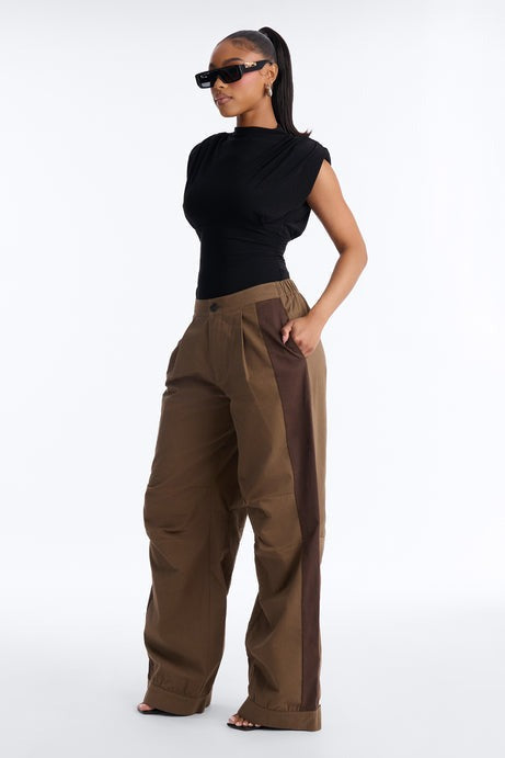 Zuri Mid Rise Colorblock Wide Leg Pant 32â3 - Olive/combo