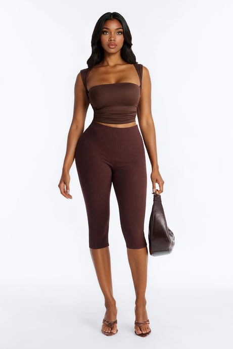 Lena Snatched Capri Pant - Chocolate