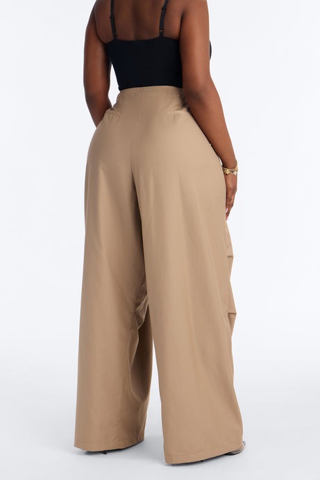 Chloe Wide Leg Stacked Pleated Trouser - Khaki