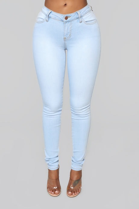 Classic Mid Rise Jeans Shorter Length - Light Blue Wash