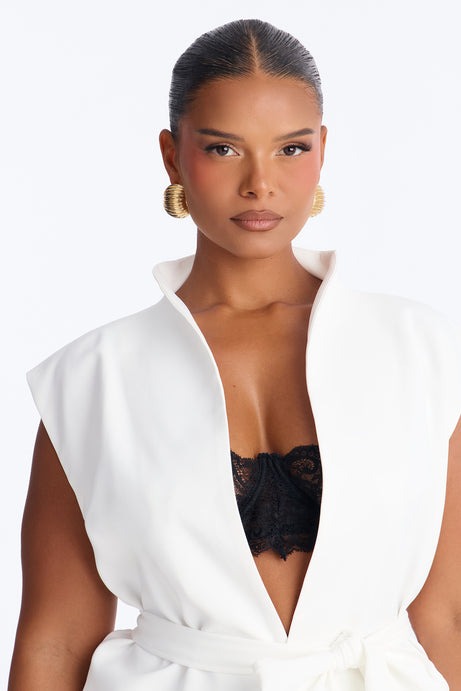 Aspen Belted Crepe Short Set - Ivory