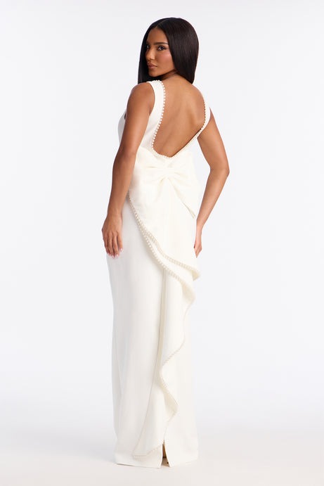 Elegant And Elevated Bow Gown - White