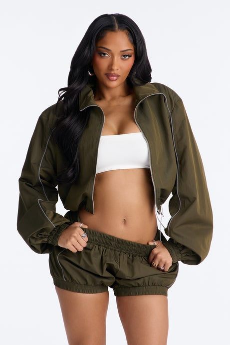 Make A Move Windbreaker Cropped Funnel Neck Jacket - Olive
