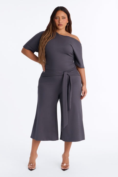 Amelie Tie Front Gaucho Pant Set - Charcoal