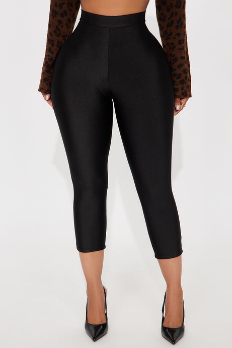 Nikole High Rise Tricot Capri Legging - Black