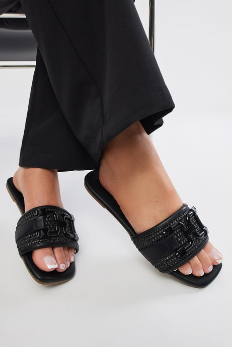 Sunday Strolls Flat Sandals - Black