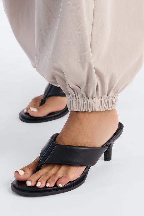 Chill Vibe Balloon Leg Joggers 30â3 - Stone