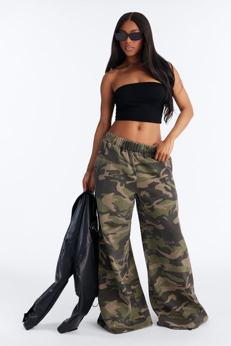 Zinnia Camo Wide Leg Pant 32â3 - Camouflage