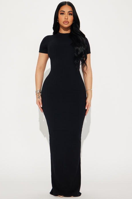 Cora Snatched Maxi Dress - Black