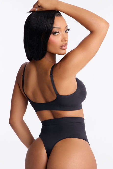 Nova Sculpt Seamless Strong Compression Bralette - Black