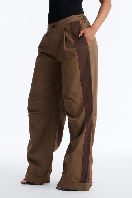 Zuri Mid Rise Colorblock Wide Leg Pant 32â3 - Olive/combo