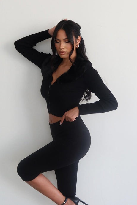 Lena Snatched Capri Pant - Black