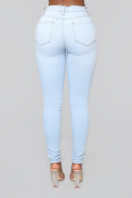 Classic Mid Rise Jeans Shorter Length - Light Blue Wash