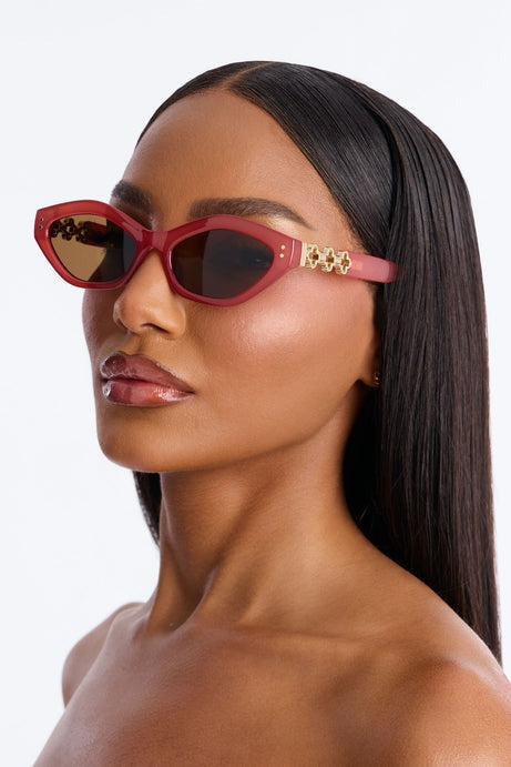 Classy Act Cat Eye Sunglasses - Mauve