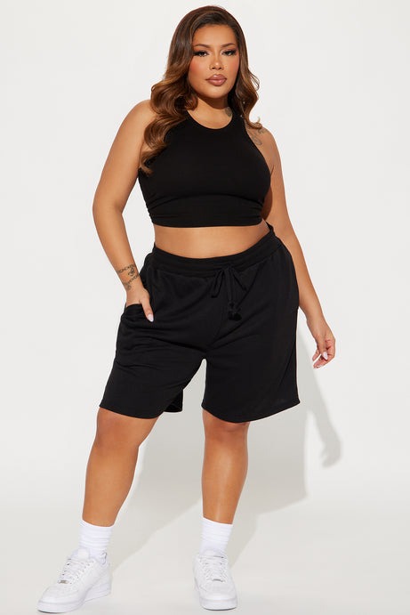 Here To Lounge Sweatshorts - Black