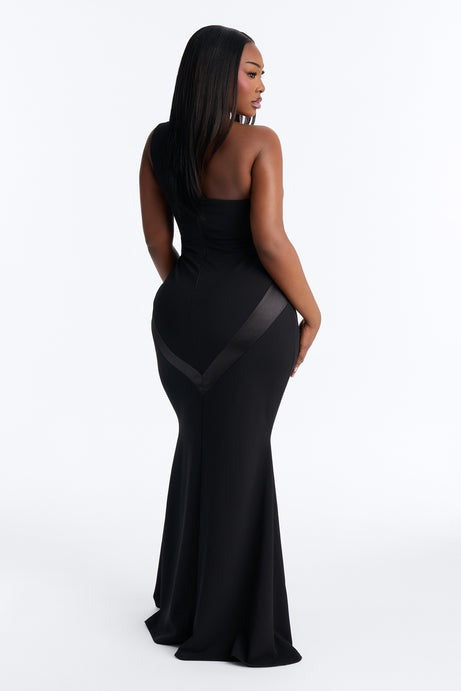 Immediate Yes One Shoulder Gown - Black