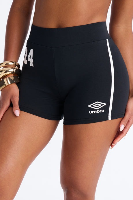 Umbro Varsity 24 Micro Shorts - Black