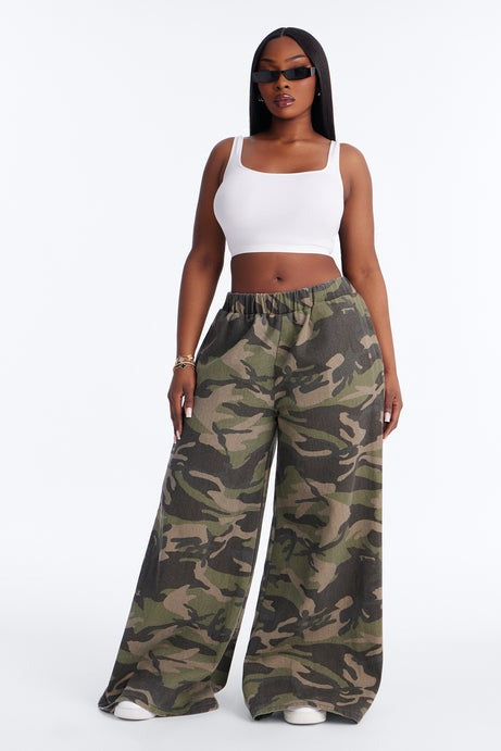 Zinnia Camo Wide Leg Pant 32â3 - Camouflage