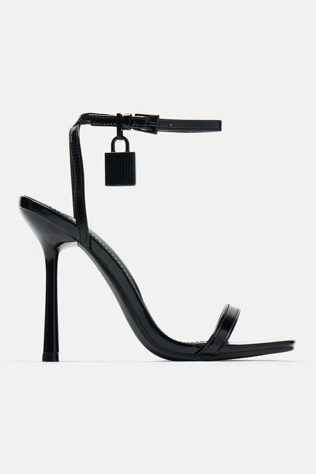 No Drama Club Heeled Sandals - Black