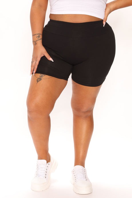 Hailey Biker Shorts - Black