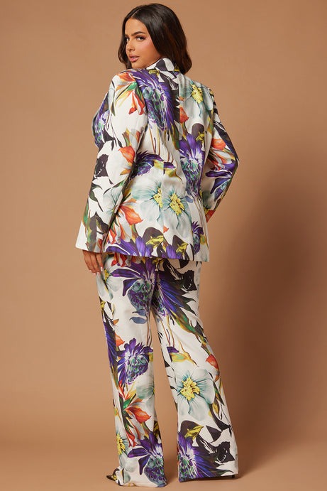 Liliana Floral Blazer Suit Set - White/combo