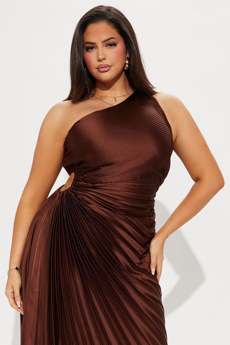 Belle Satin Maxi Dress - Chocolate