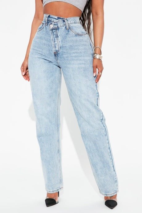Crossover Straight Leg Jeans - Light Blue Wash