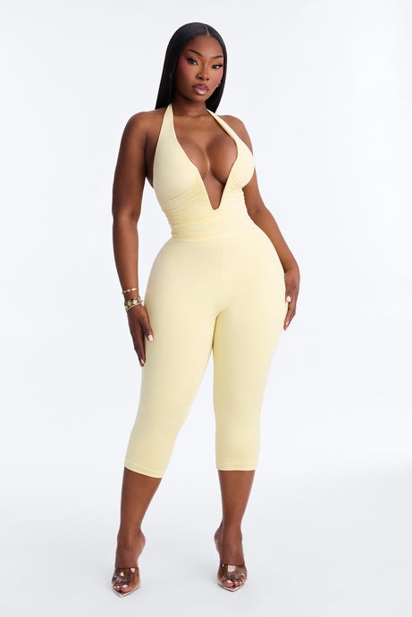Second Skin Double Lined Ruched V Wire Halter Top - Butter Yellow