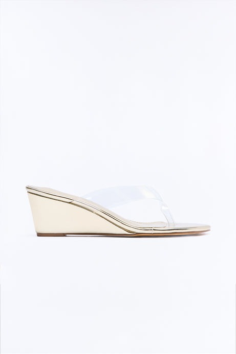 Natural Beauty Thong Wedges - Gold