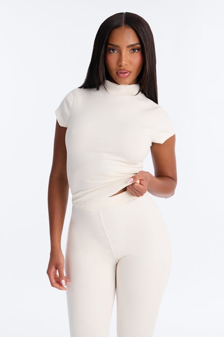 Valentina Snatched Capri Pant Set - Off White