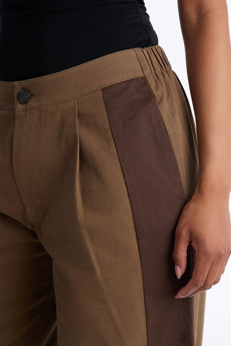 Zuri Mid Rise Colorblock Wide Leg Pant 32â3 - Olive/combo