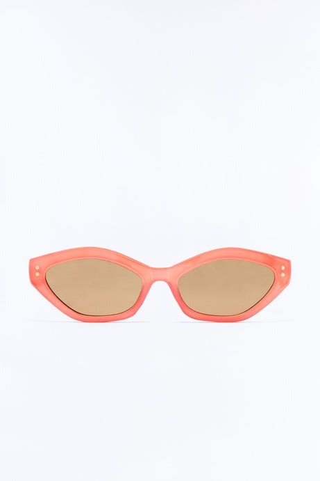 Classy Act Cat Eye Sunglasses - Mauve