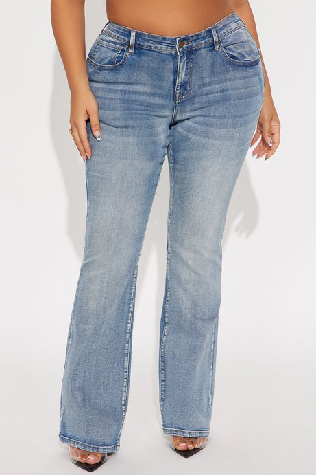 Gemma Low Rise Sculpting Stretch Bootcut Jeans - Vintage Wash